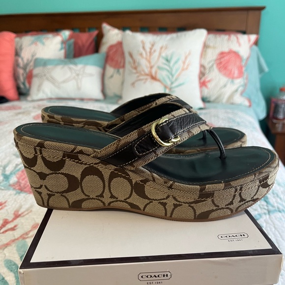 Coach Platform sandals - Picture 1 of 5